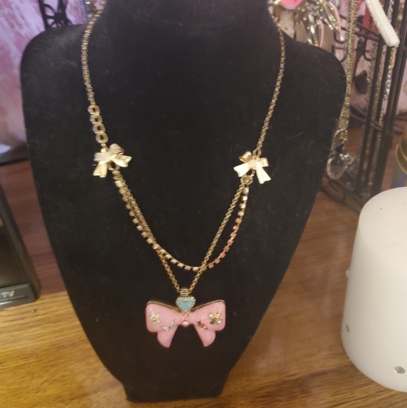 Betsey Johnson multistrand vintage Bow Necklace - Picture 4 of 4